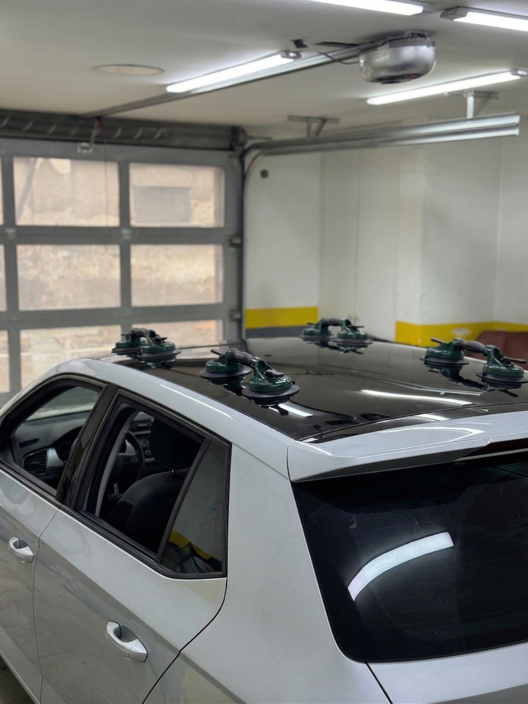 ŠKODA FABIA – PRECIZNA ZAMENA PANORAMSKOG KROVA 2