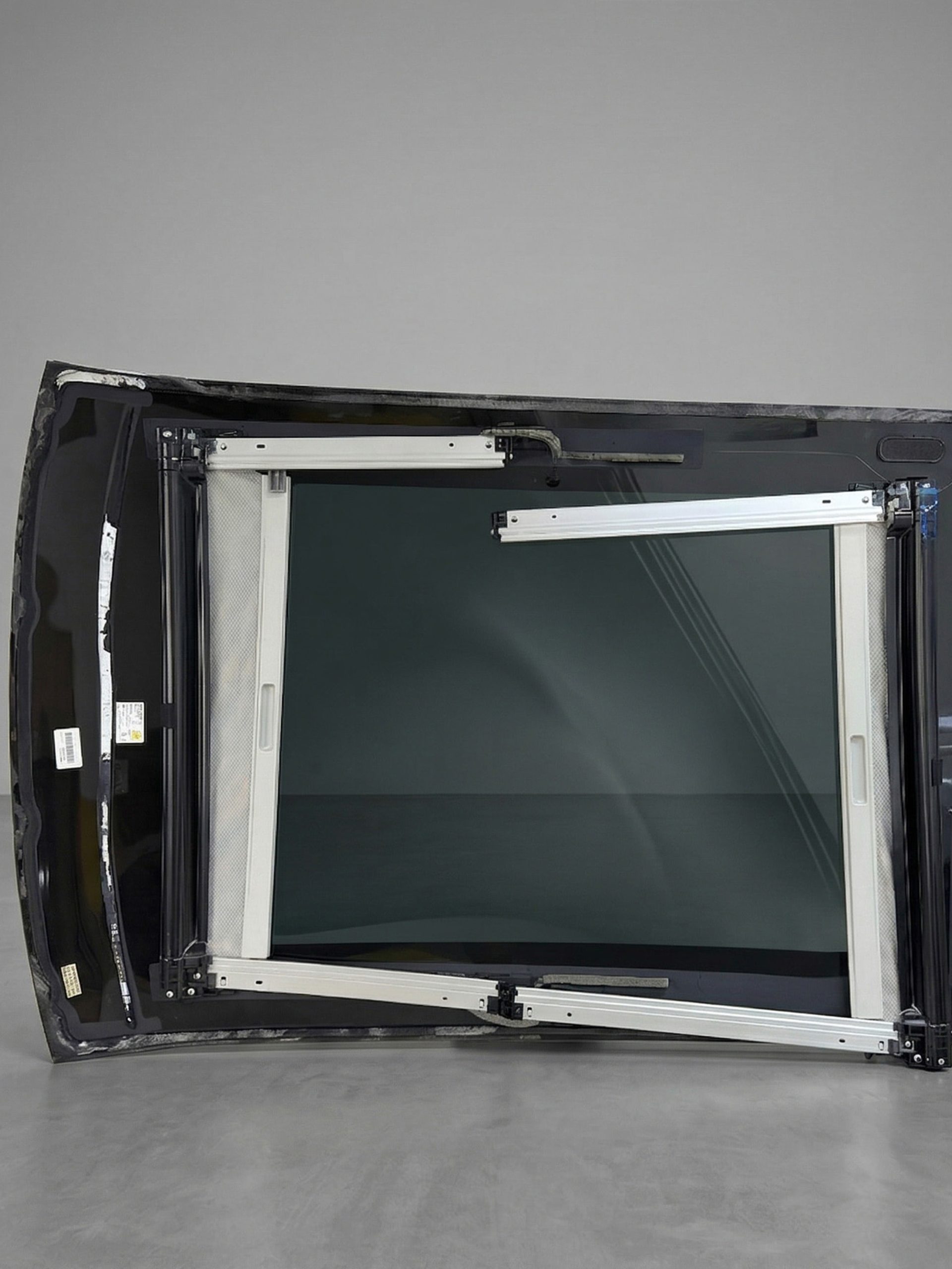 ŠKODA FABIA – PRECIZNA ZAMENA PANORAMSKOG KROVA 96